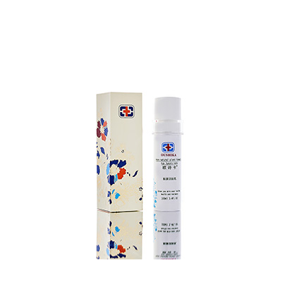 德钦会下雨的乳液